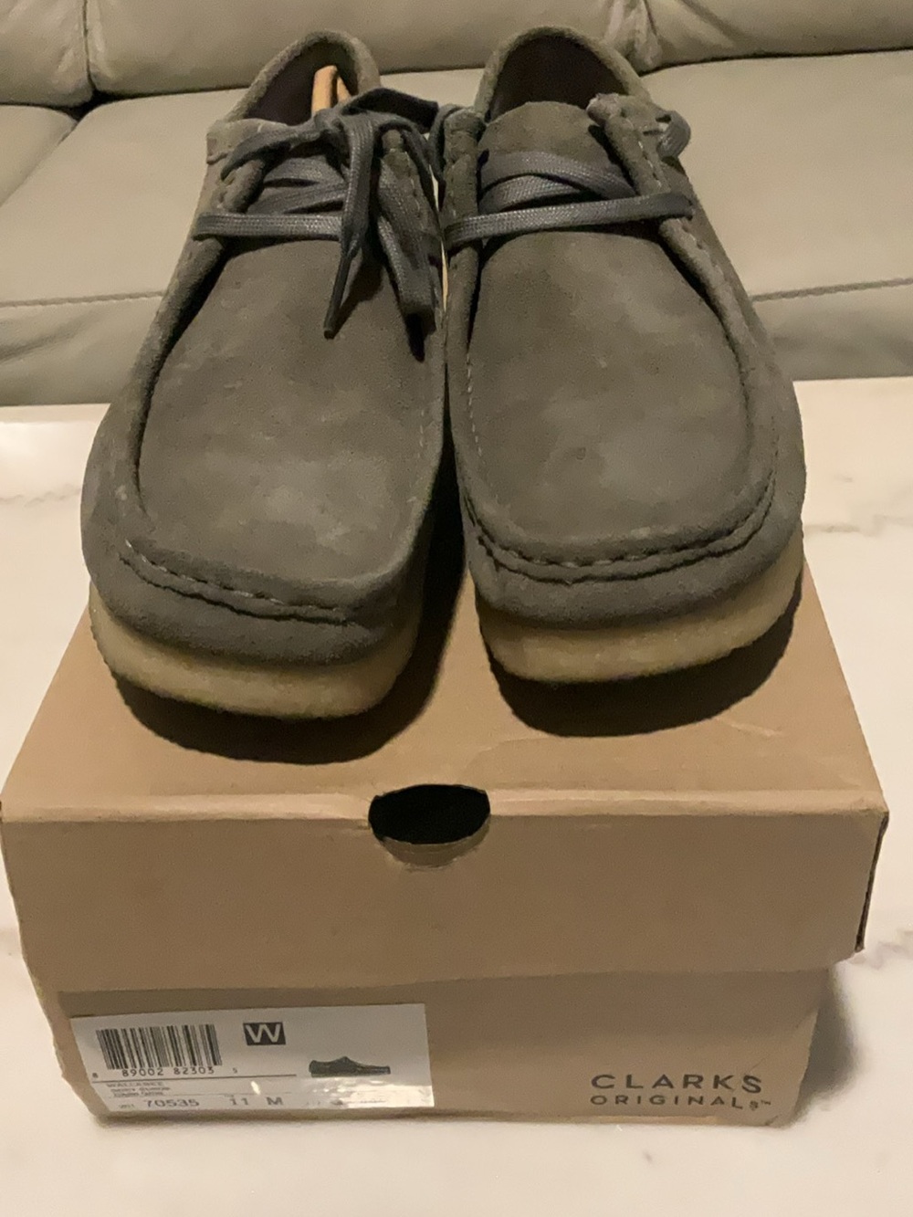Men’s Grey Suede Wallabee Clark Lace-Up Shoes